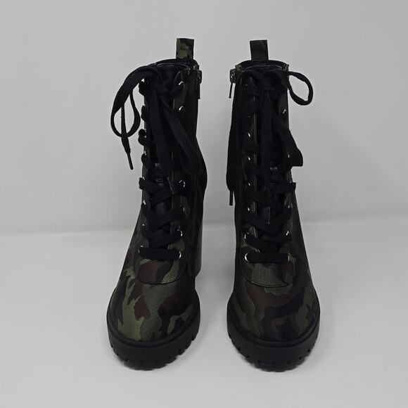 Steve Madden Latch Camo Ankle Zip Boots Size 8.5 - Picture 2 of 6